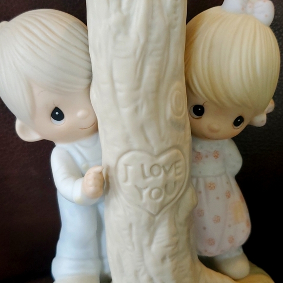 Precious Moments "Thee I Love" - Picture 9 of 10